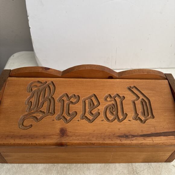 VTG Wooden Bread Box Carved 17x7x7 - Picture 12 of 13